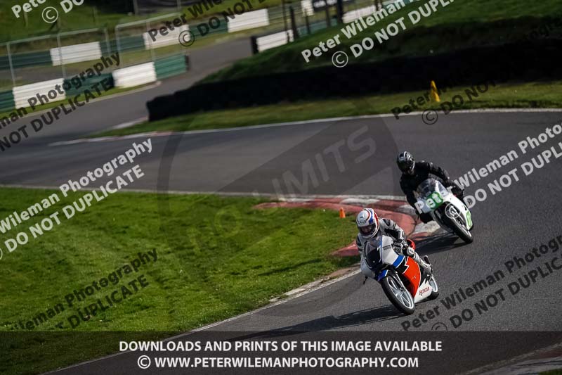 cadwell no limits trackday;cadwell park;cadwell park photographs;cadwell trackday photographs;enduro digital images;event digital images;eventdigitalimages;no limits trackdays;peter wileman photography;racing digital images;trackday digital images;trackday photos